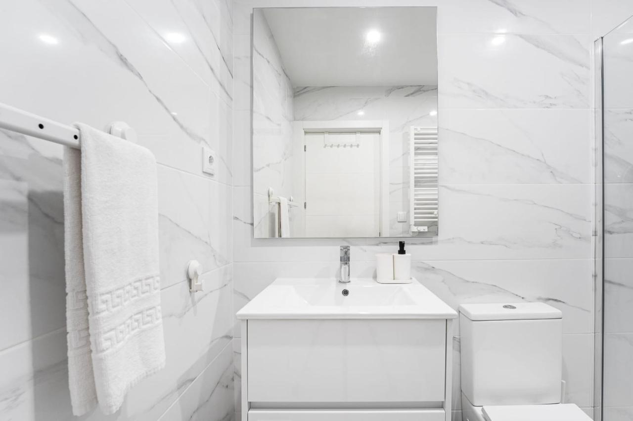 Guestready - Japandi-Chic Home In Central ポルト エクステリア 写真