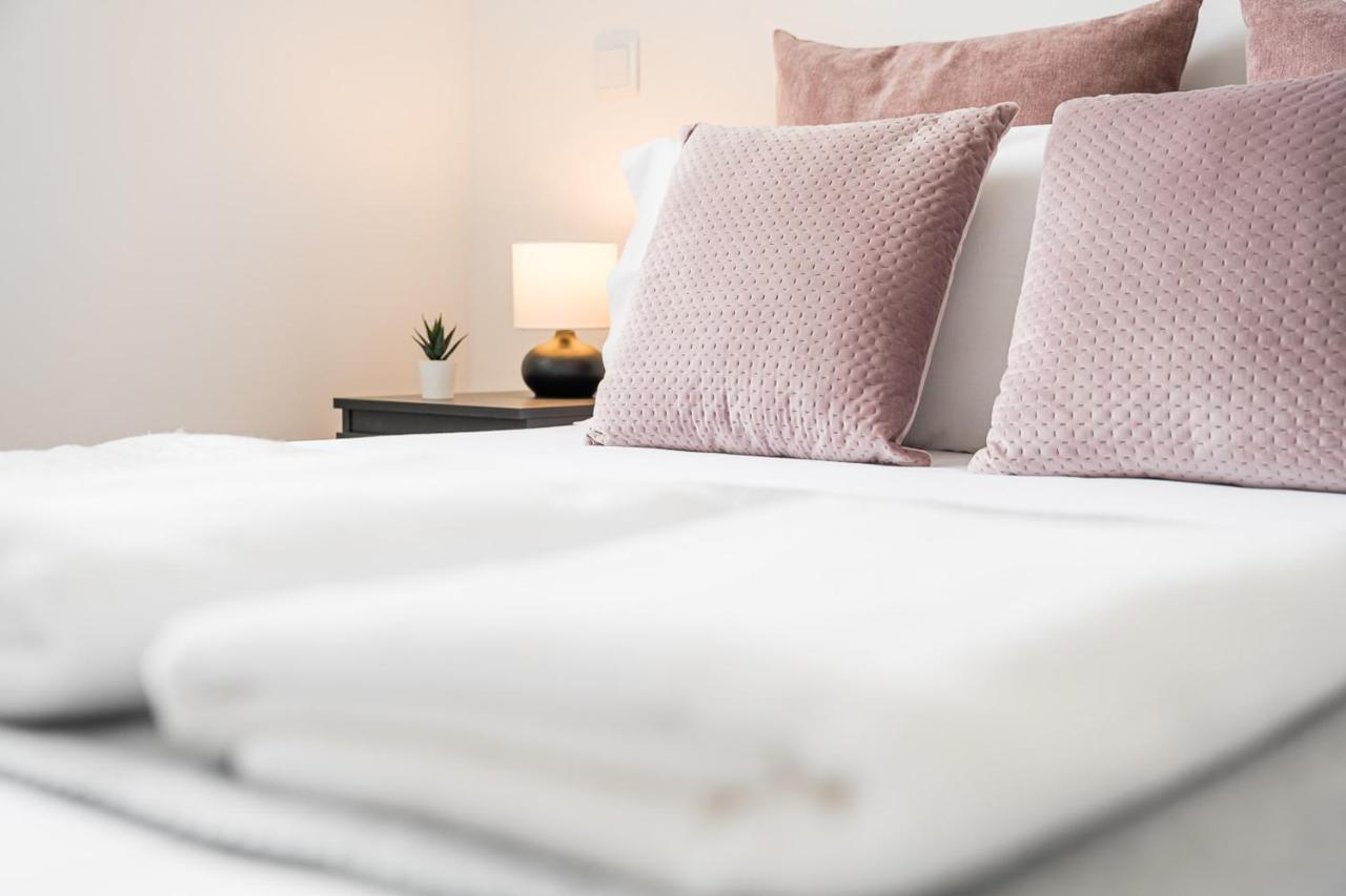 Guestready - Japandi-Chic Home In Central ポルト エクステリア 写真